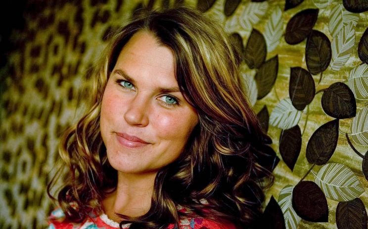 Mia Skäringer