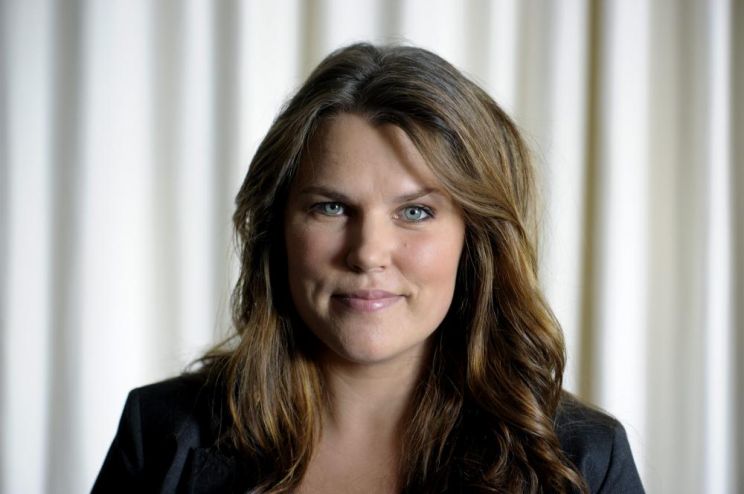 Mia Skäringer