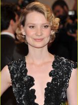 Mia Wasikowska