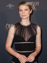 Mia Wasikowska #37473 picture (Portrait Medium)
