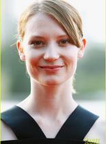 Mia Wasikowska