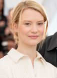 Mia Wasikowska