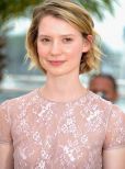 Mia Wasikowska