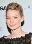 Mia Wasikowska