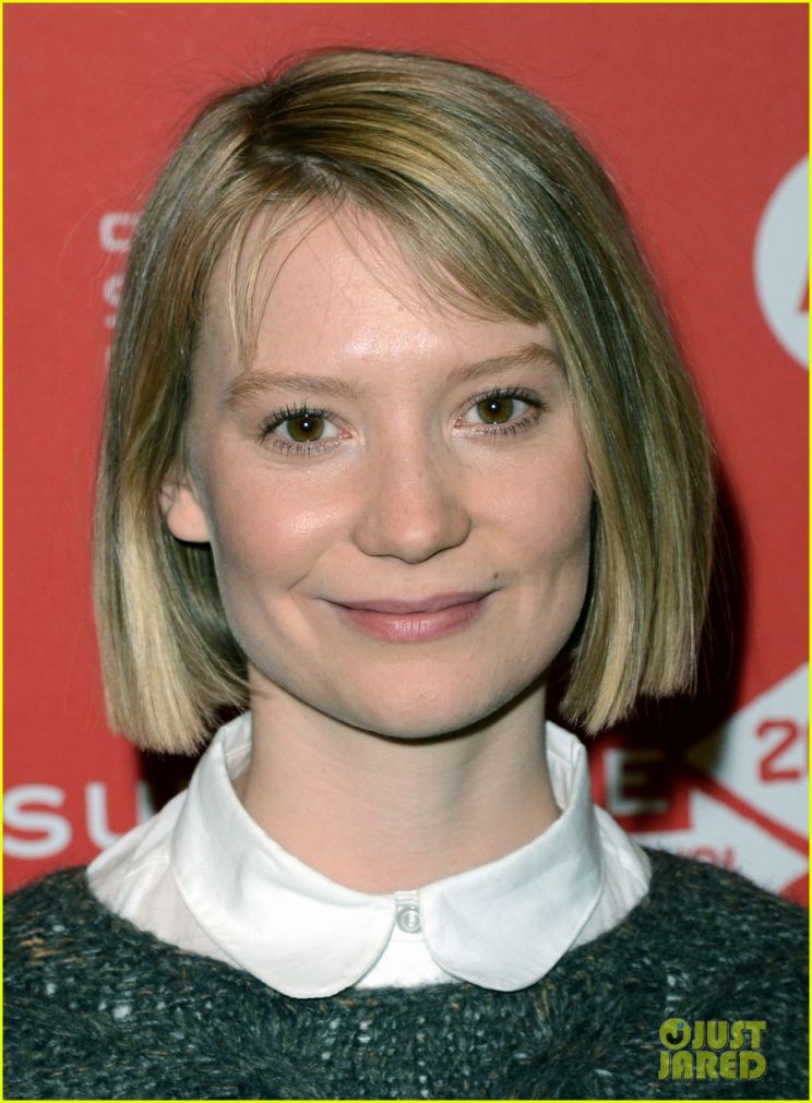 Mia Wasikowska