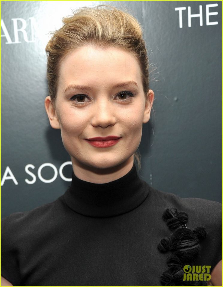 Mia Wasikowska
