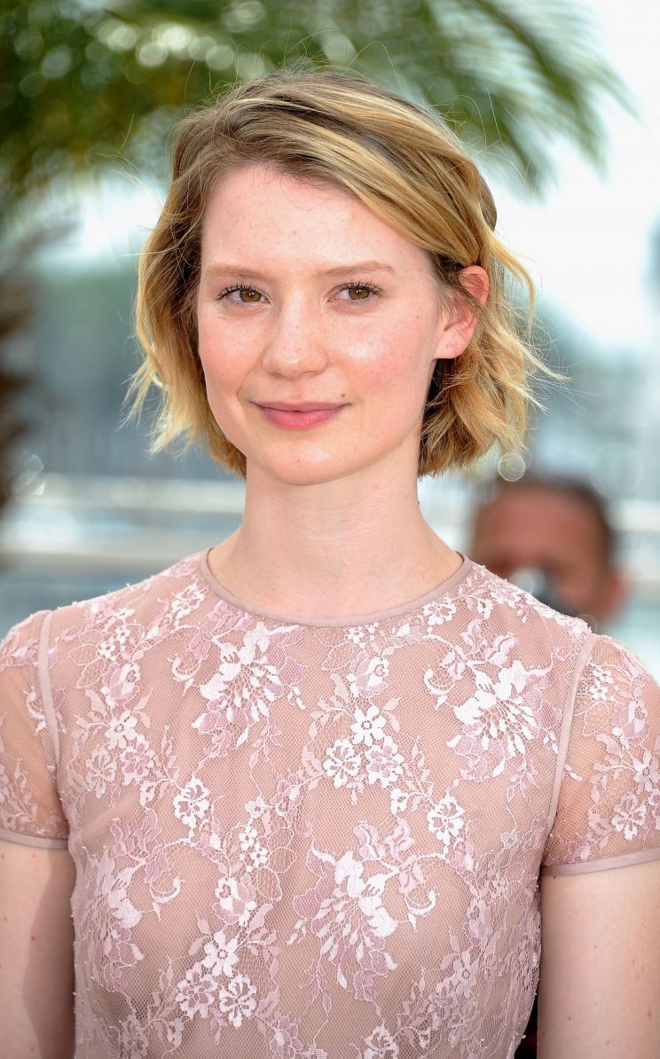 Mia Wasikowska