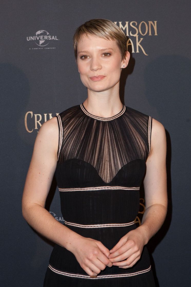 Mia Wasikowska