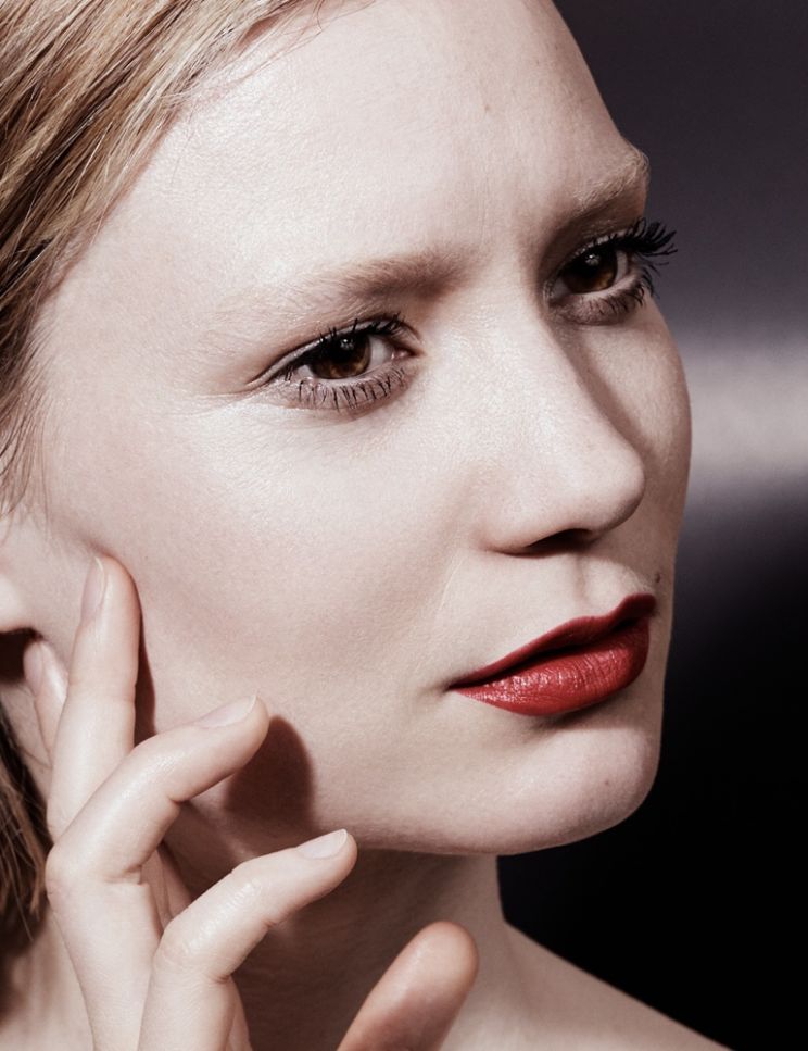 Mia Wasikowska