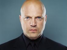 Michael Chiklis