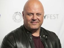 Michael Chiklis