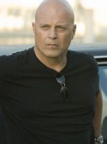 Michael Chiklis