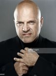 Michael Chiklis