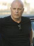 Michael Chiklis