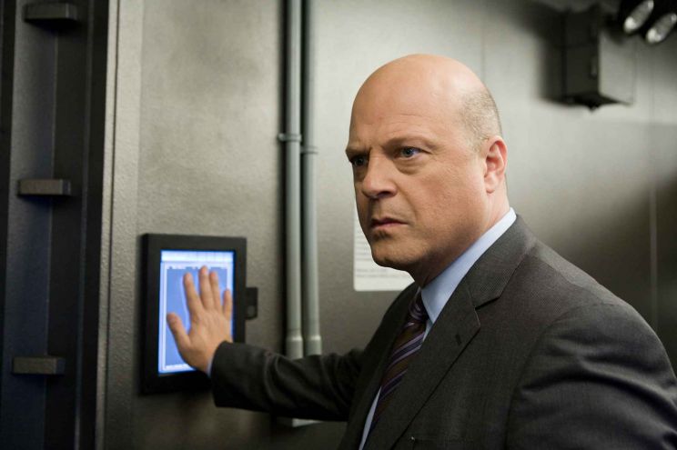 Michael Chiklis