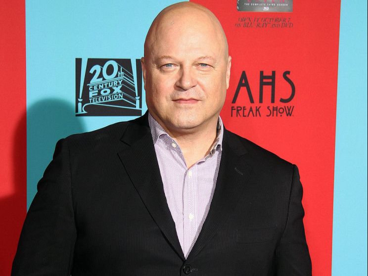 Michael Chiklis