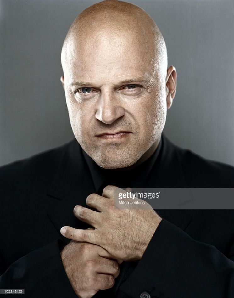 Michael Chiklis