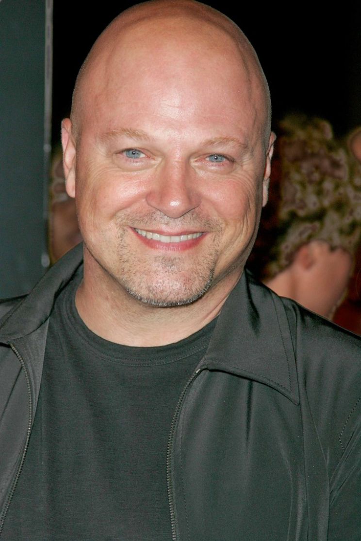 Michael Chiklis