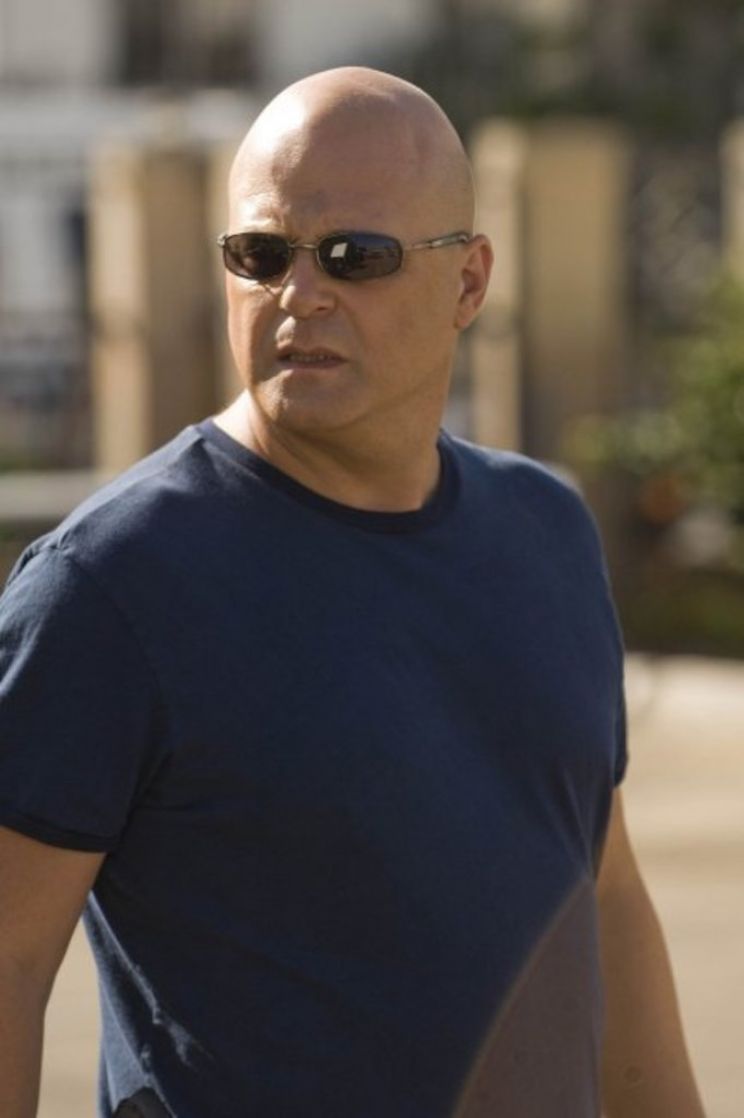 Michael Chiklis