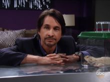 Michael Easton photo