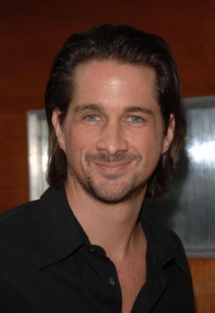 Michael Easton