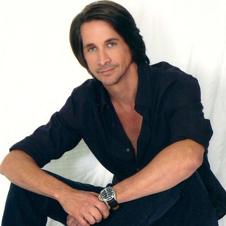 Michael Easton