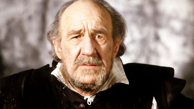 Michael Hordern