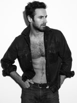 Michael Kelly photo