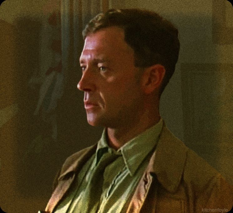 Michael Kitchen