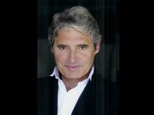 Michael Nouri