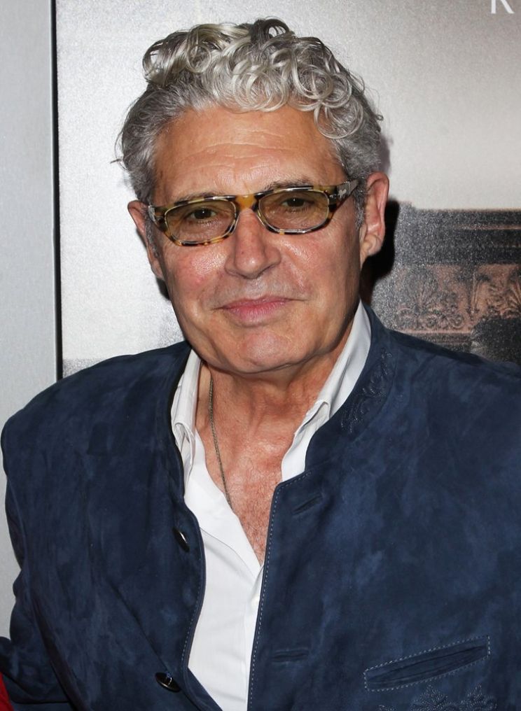 Michael Nouri