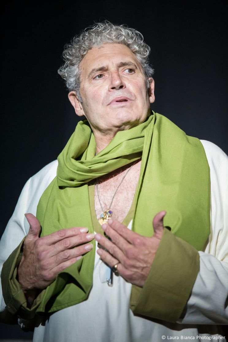 Michael Nouri