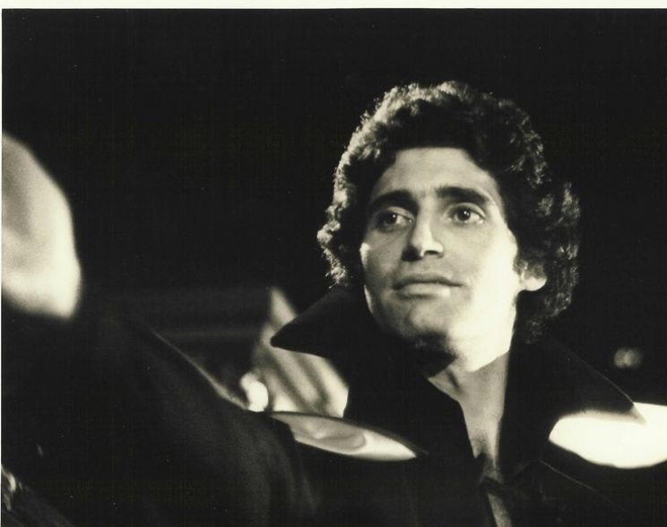 Michael Nouri