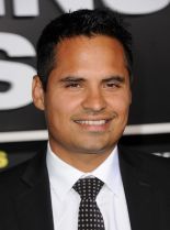 Michael Peña