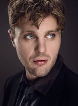 Michael Pitt