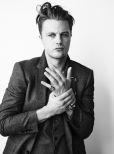 Michael Pitt