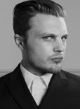 Michael Pitt