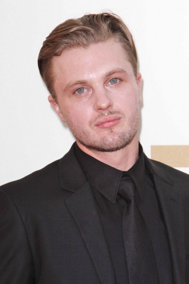 Michael Pitt