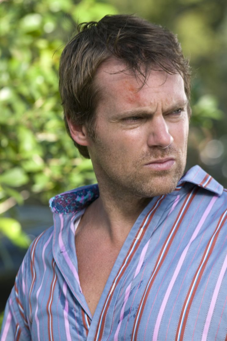 Michael Shanks