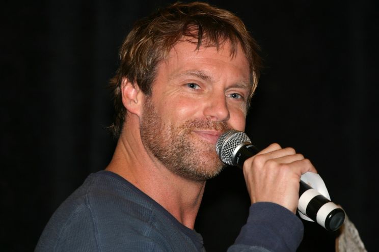 Michael Shanks