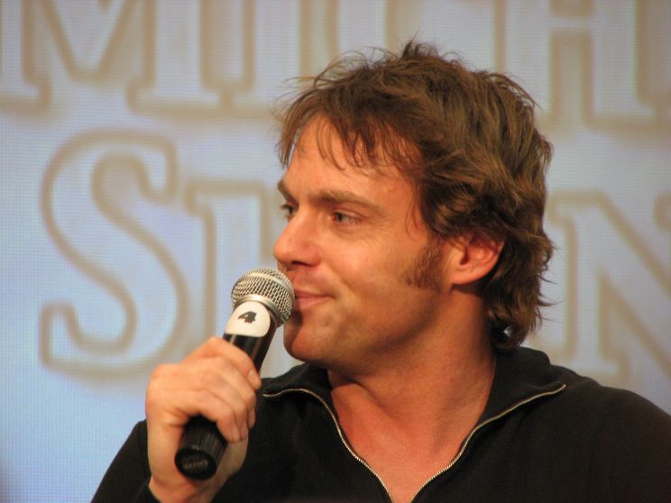 Michael Shanks