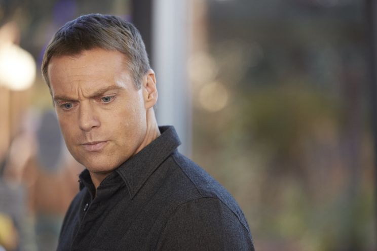 Michael Shanks