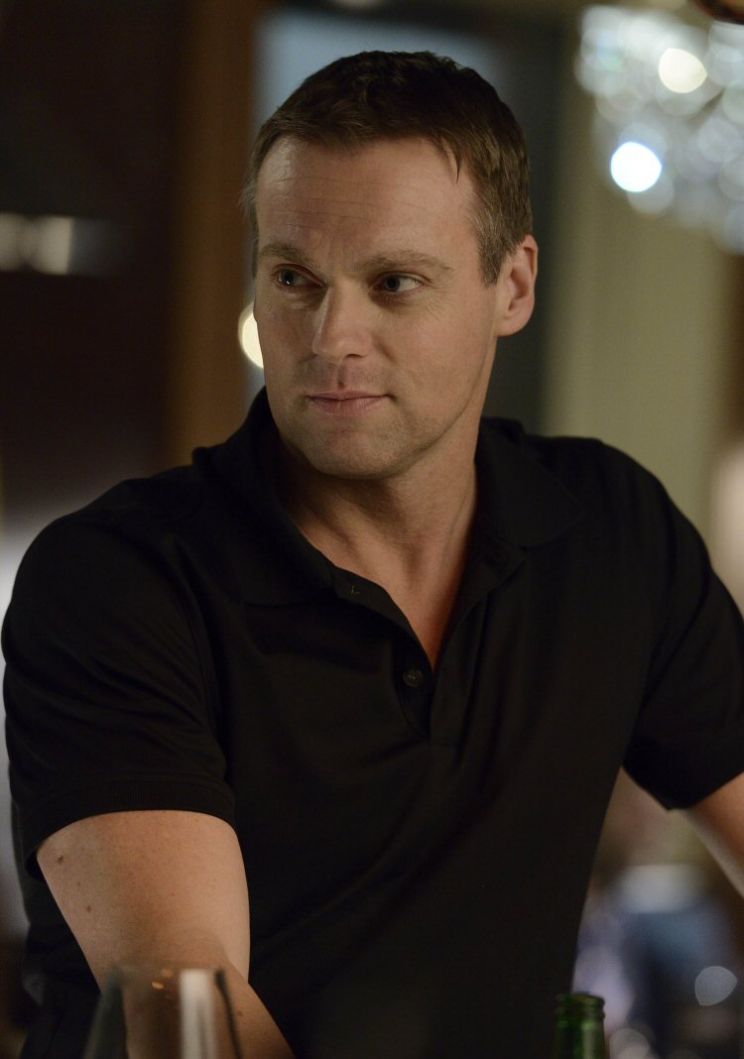 Michael Shanks