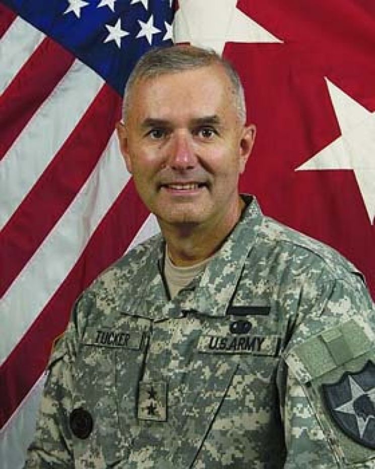 Michael Tucker