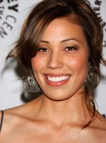 Michaela Conlin photo