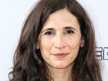 Michaela Watkins photo