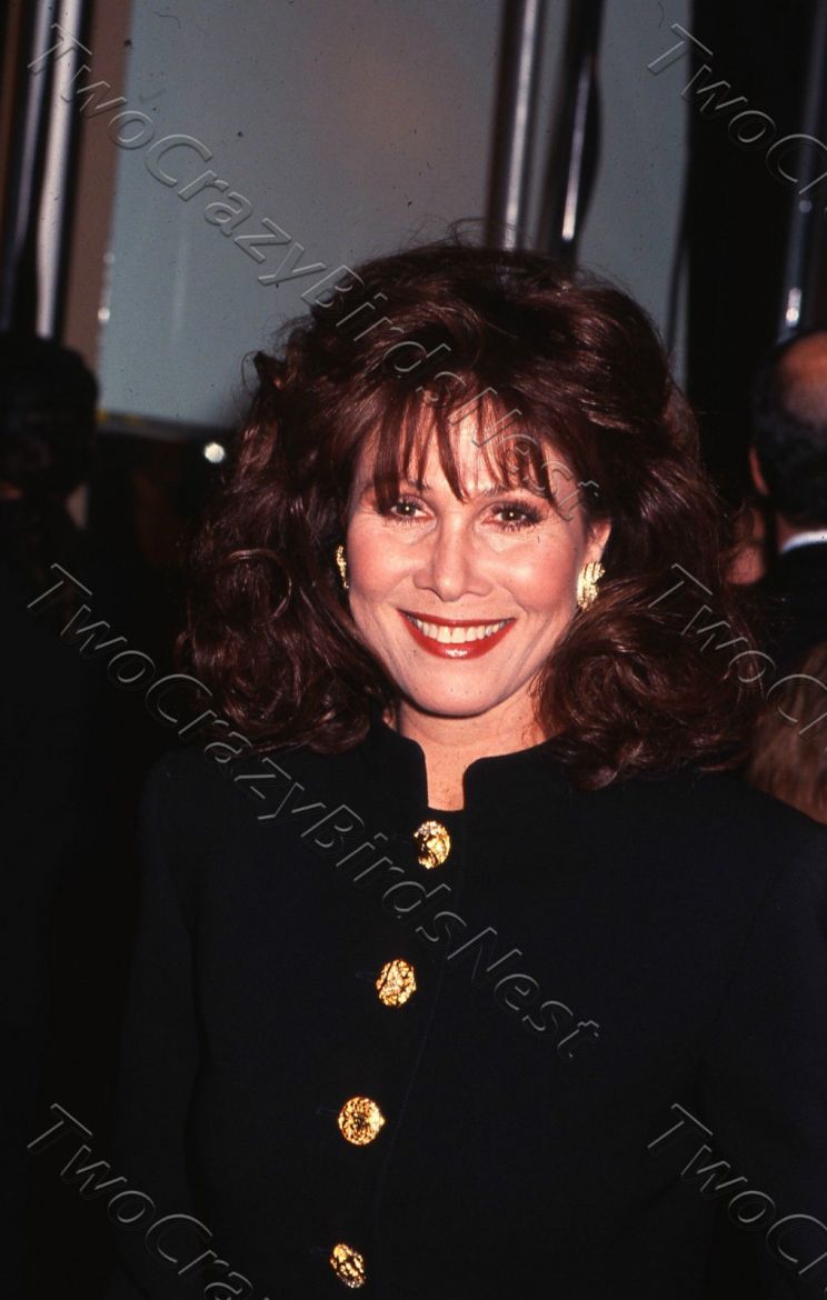 Michele Lee