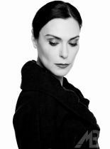 Michelle Forbes photo