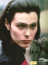 Michelle Forbes photo