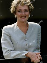 Michelle Holmes